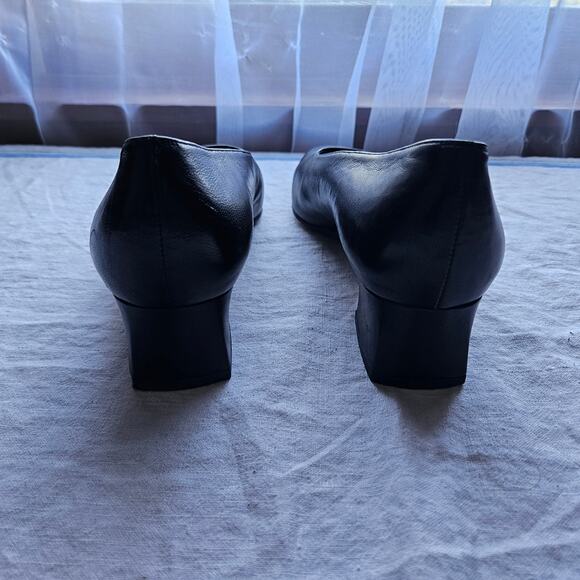 Van Eli Black Cap Toe Low Block Heel Shoes, SZ 12M - Picture 3 of 11